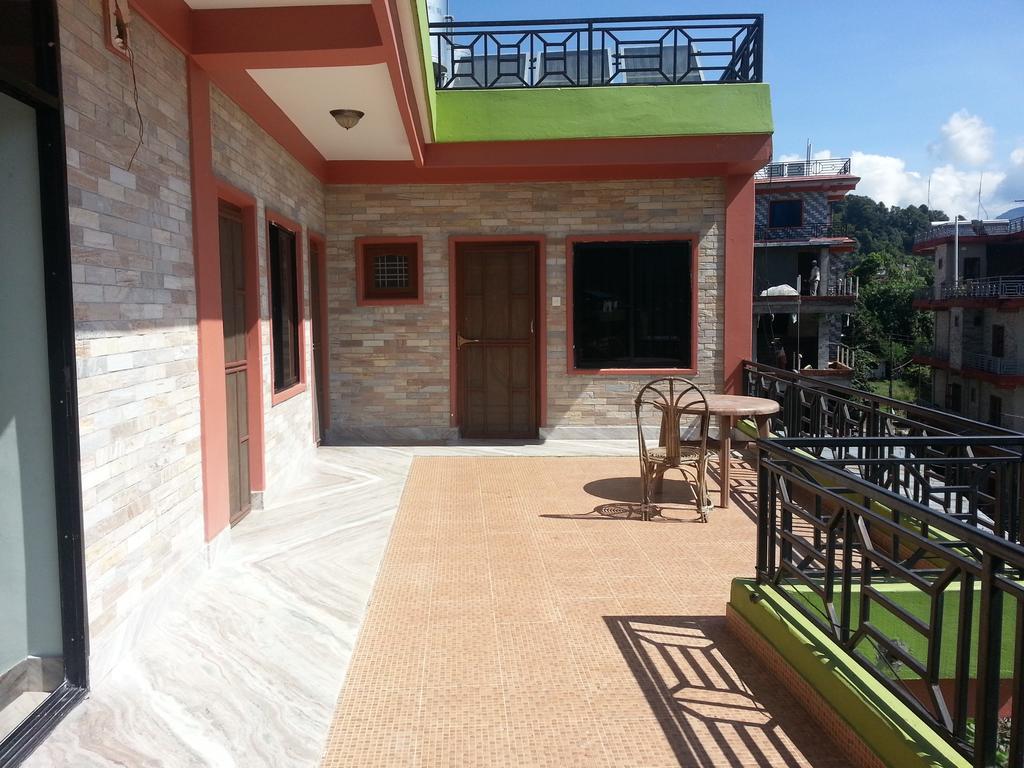 Namaste Apartments โปขระ ห้อง รูปภาพ