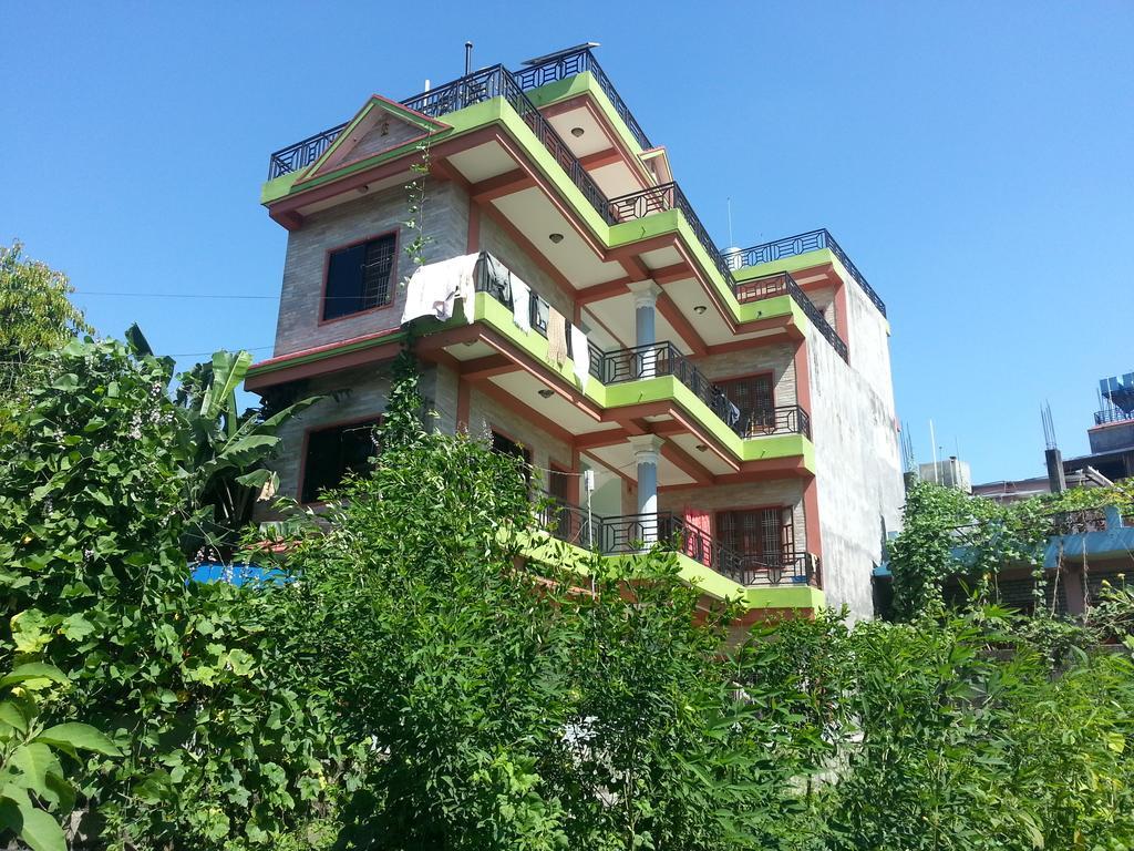 Namaste Apartments โปขระ ห้อง รูปภาพ